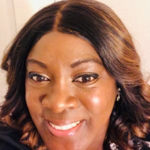 Meet your Posher, Eva